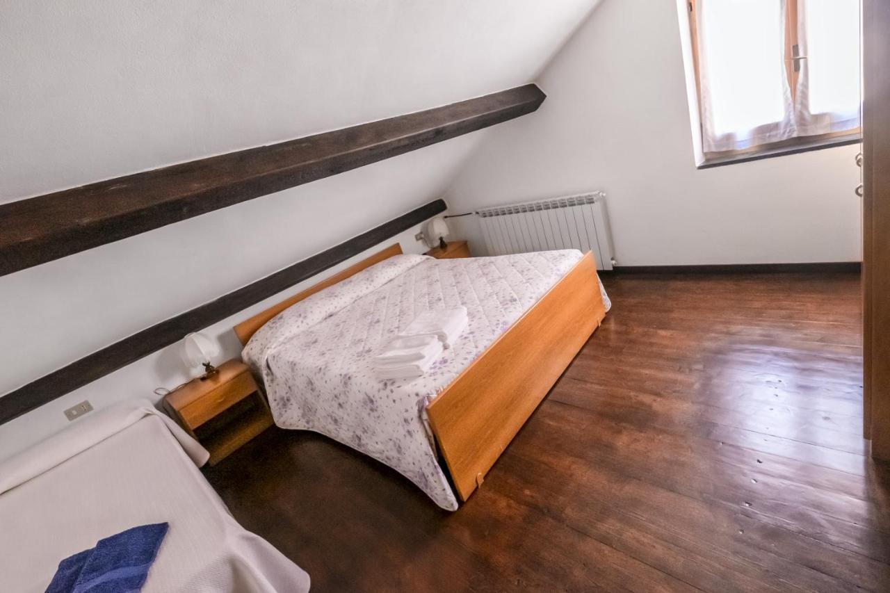 Tino Brezza Di Mare Apartman Deiva Marina Kültér fotó